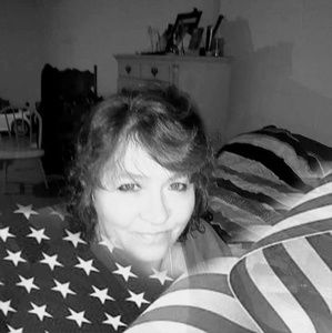 Meet your Posher, Christine stella